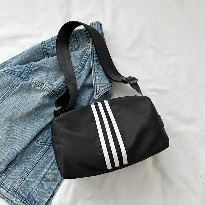 Đen và trắng sọc thể thao gió nghiêng túi xách
